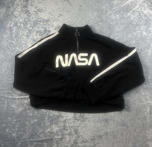 Divided H&M NASA 1/4 Zip Cropped Sweatshirt Size S